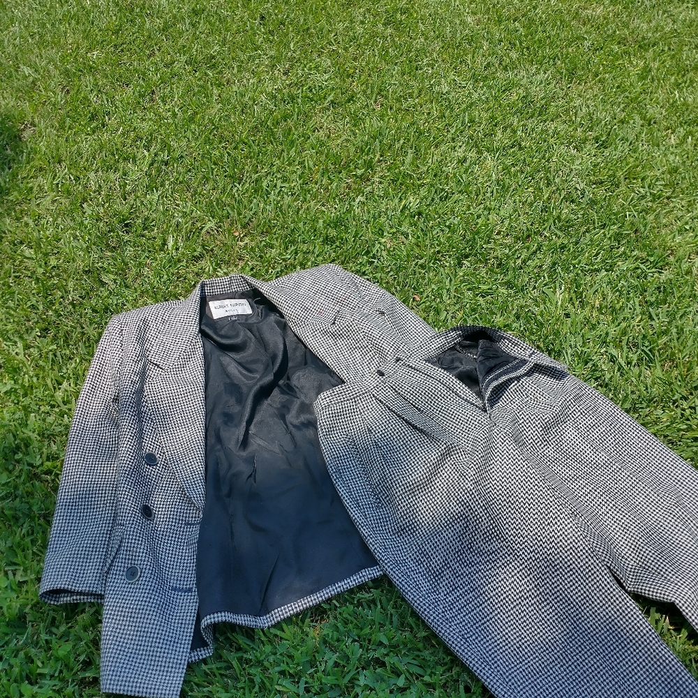 Albert Nipon Size 6 Pant Suit - image 6